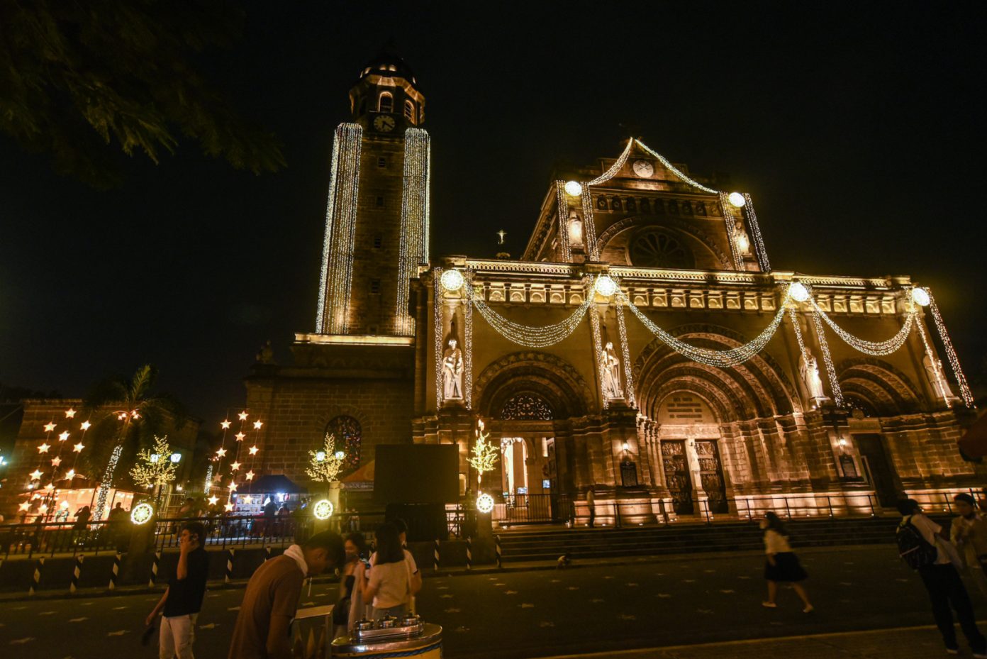 Simbang Gabi Brings Filipino Seasonal Catholics Back To Churches