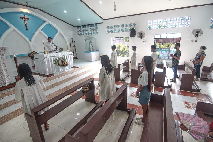 Mass in Diocese of Borongan