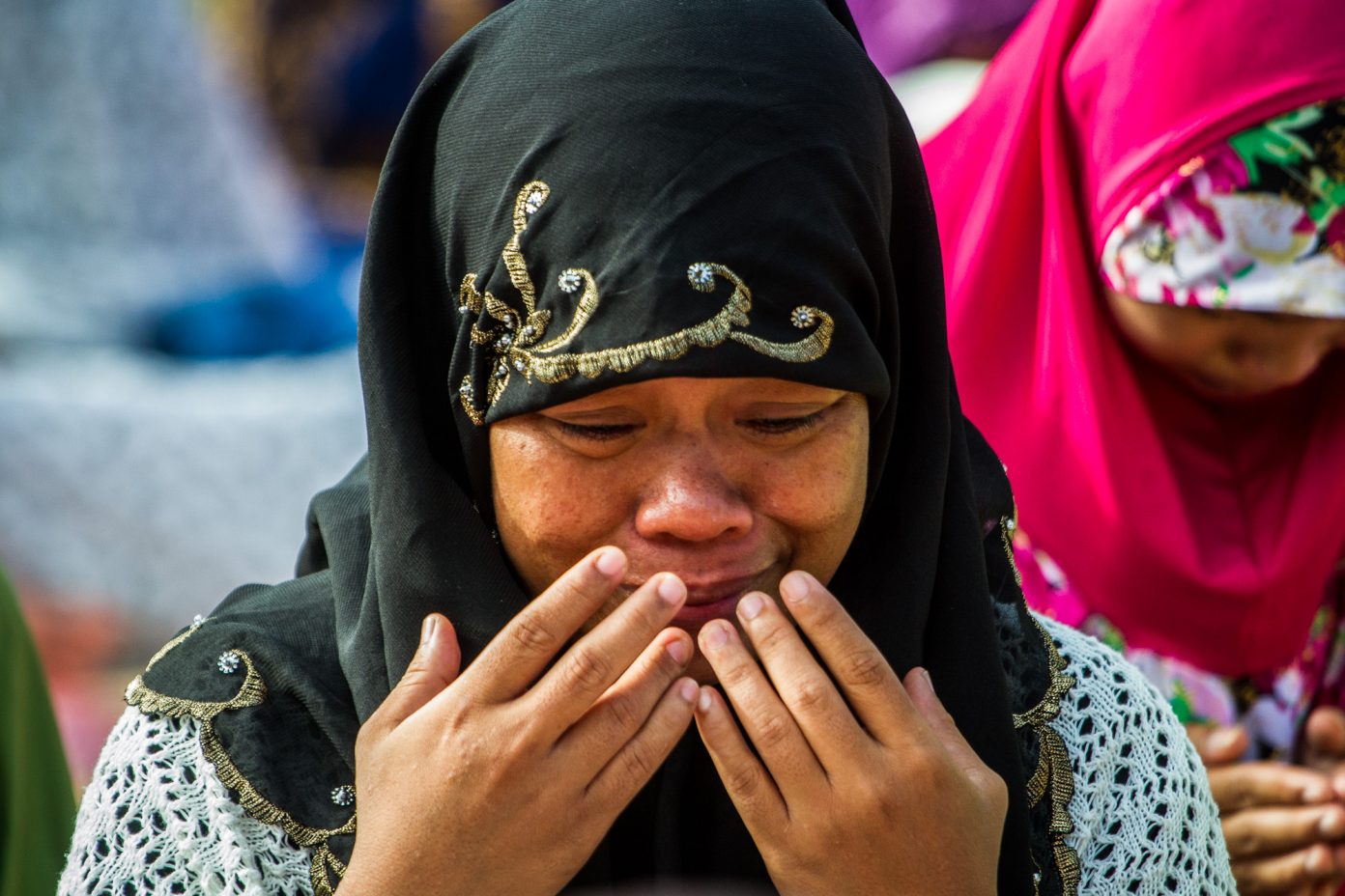 Filipino Muslim refugees pray for end to sacrifices on Eid alAdha