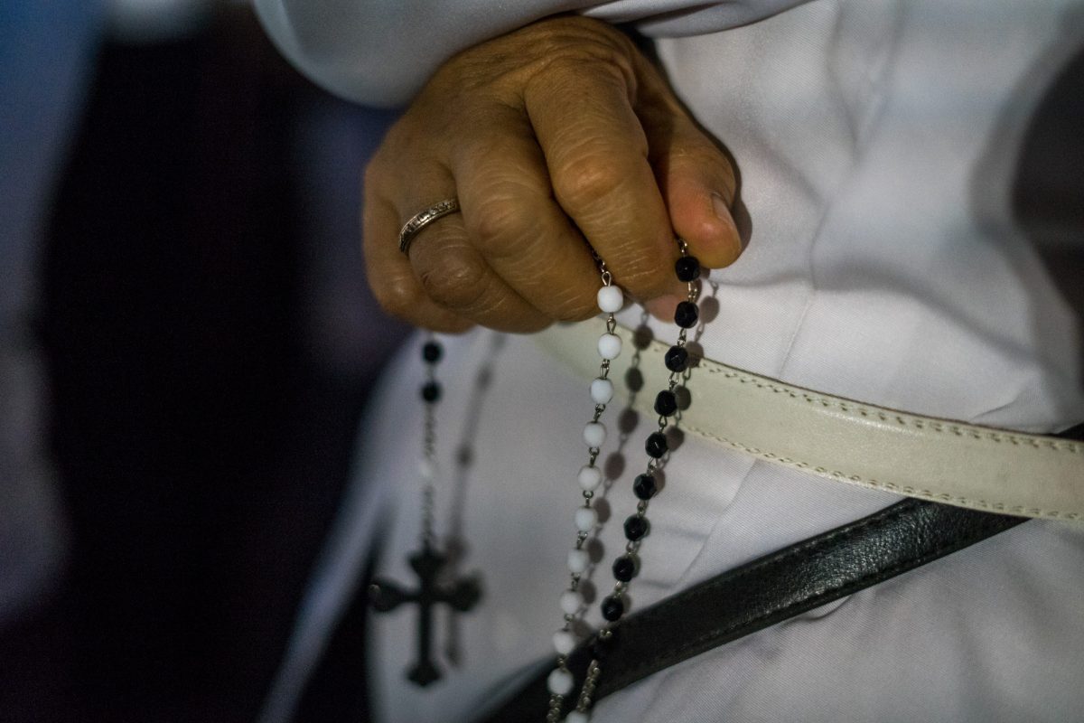 Pope Leo urges Catholics to pray daily Rosary for Peace in October ...