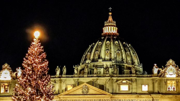 Vatican, St. Peter's Square, Christmas tree