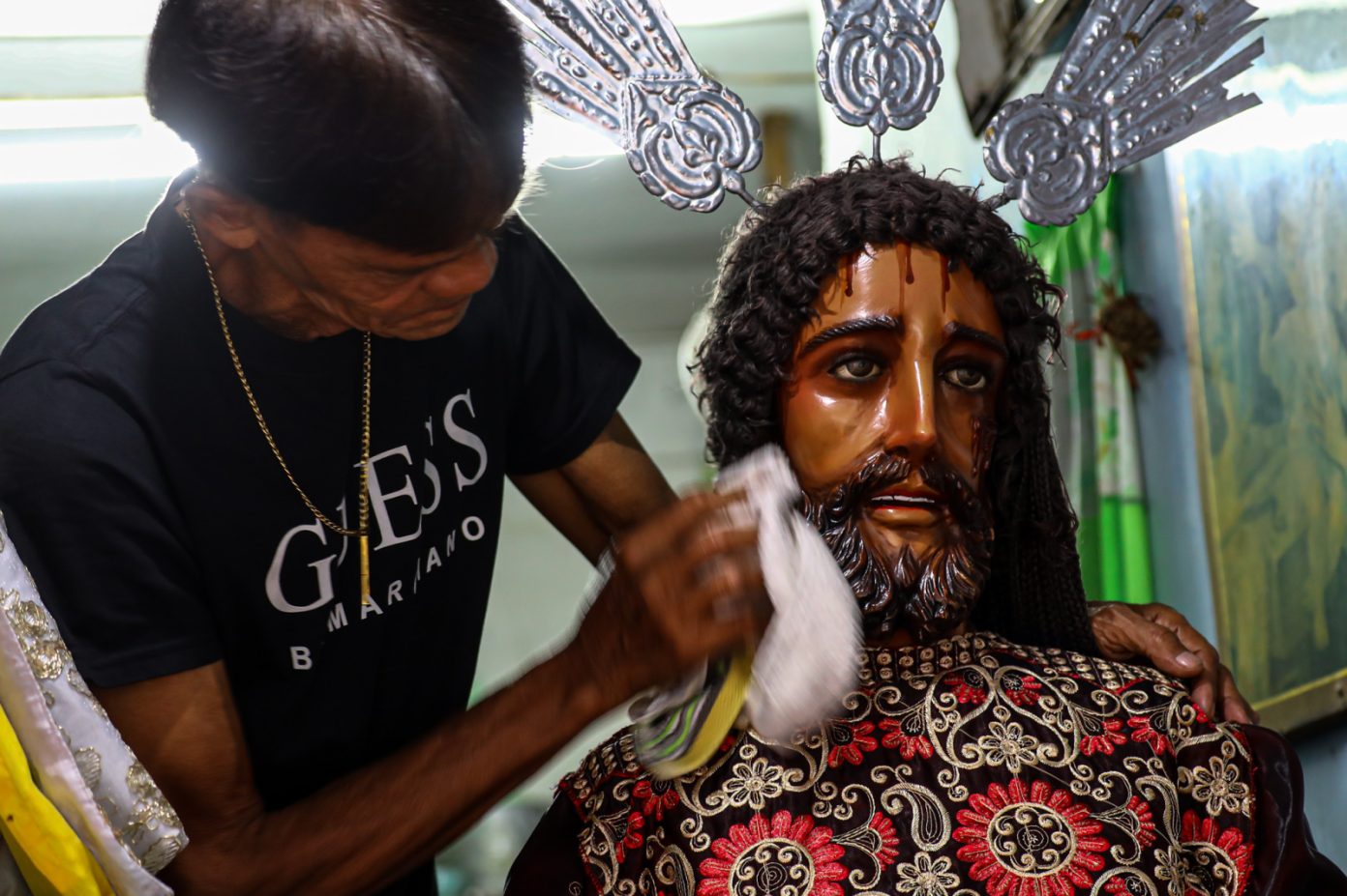 Photos Preparing For The ‘feast Of The Black Nazarene Catholic News Philippines Licasnews 9543