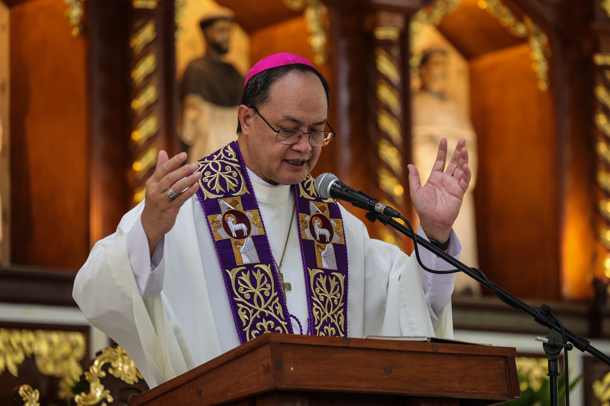 Chrism Mass | Catholic News Philippines | LiCAS.news Philippines ...