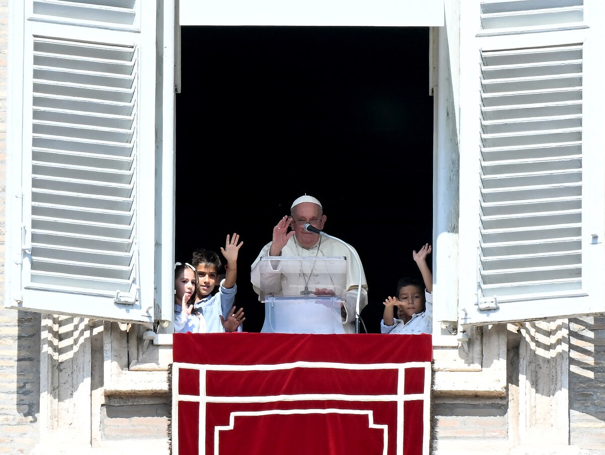 Pope Francis places a spotlight on Artificial Intelligence | Catholic ...