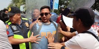 Media security task force condemns attempted arrest of veteran photojournalist at ASEAN protest